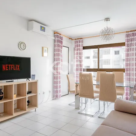 Appartement Girolamar 2a *